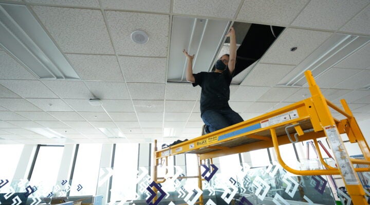 Image for Luminaire level lighting controls FAQ for installers